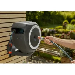 Gardena Wandslangenbox Roll Up 15 Grijs/wit Meter Incl. Tuinspuit 13 Gardena Wandslangenbox Roll Up 15 Grijs/wit Meter Incl. Tuinspuit -Gardena Verkoopwinkel 123 1413