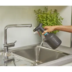 Gardena Plantenspuit 1 Liter -Gardena Verkoopwinkel 123 1551