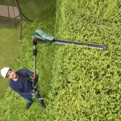 Bosch 18V Heggenschaar Telescopisch UniversalHedgePole (Incl. 2.5Ah Accu + Lader) -Gardena Verkoopwinkel 123 3042