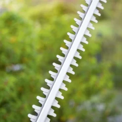 LUX 20V Heggenschaar + 2,0Ah Accu + Lader -Gardena Verkoopwinkel 123 3232