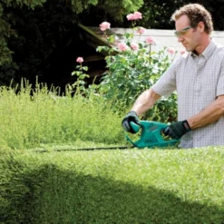 Bosch Elektrische Heggenschaar AHS 550-16 5 Bosch Elektrische Heggenschaar AHS 550-16 -Gardena Verkoopwinkel 123 3703