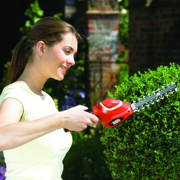 Black & Decker BLACK+DECKER 7V Struik- En Grasschaar GSL700 2 Black & Decker BLACK+DECKER 7V Struik- En Grasschaar GSL700 - Afbeelding 2