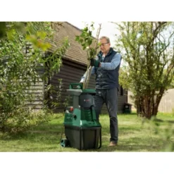 Bosch Fluisterhakselaar AXT 25 D 5 Bosch Fluisterhakselaar AXT 25 D -Gardena Verkoopwinkel 123 4353